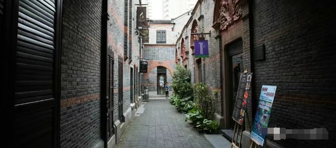 上海黃浦區(qū)出售獨(dú)棟：威海路鬧中取靜老洋房，身份之選用途多元
